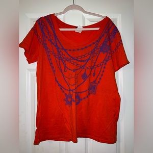 Women’s Clemson shirt